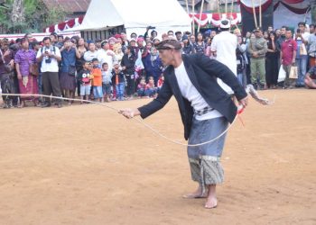 Tari Sang Hyang Penyalin, Meriahkan Pembukaan Twin Lake Festival