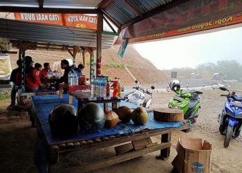 Dampak Pandemi, Pendapatan Pedagang di Jalur Shortcut Titik 5-6 Menurun