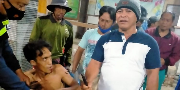 Warga Desa Selat Hajar Maling, Kepergok Satroni Kandang Ayam