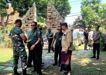 Sikapi Berbagai Permasalahan, Sejumlah Perwira TNI-AD Sambangi Tokoh Puri Buleleng