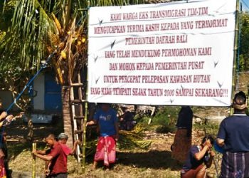 Eks Transmigran Tim-Tim Sumberklampok Tagih Janji Moeldoko