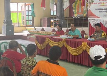 Poktan Desa Patas Ikuti Pembinaan Petani dan Pembuat Arak Bali