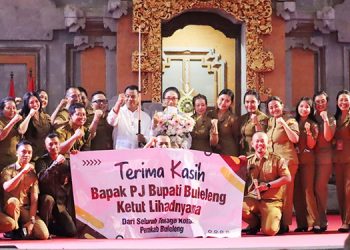 Ribuan Pegawai di Buleleng Lepas Masa Tugas Pj Bupati, Tenaga Non ASN Ucapkan Terimakasih